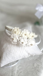 Kommunion Haarreif Blumen – Weiß oder Ivory, Stoffblumen mit Perlen