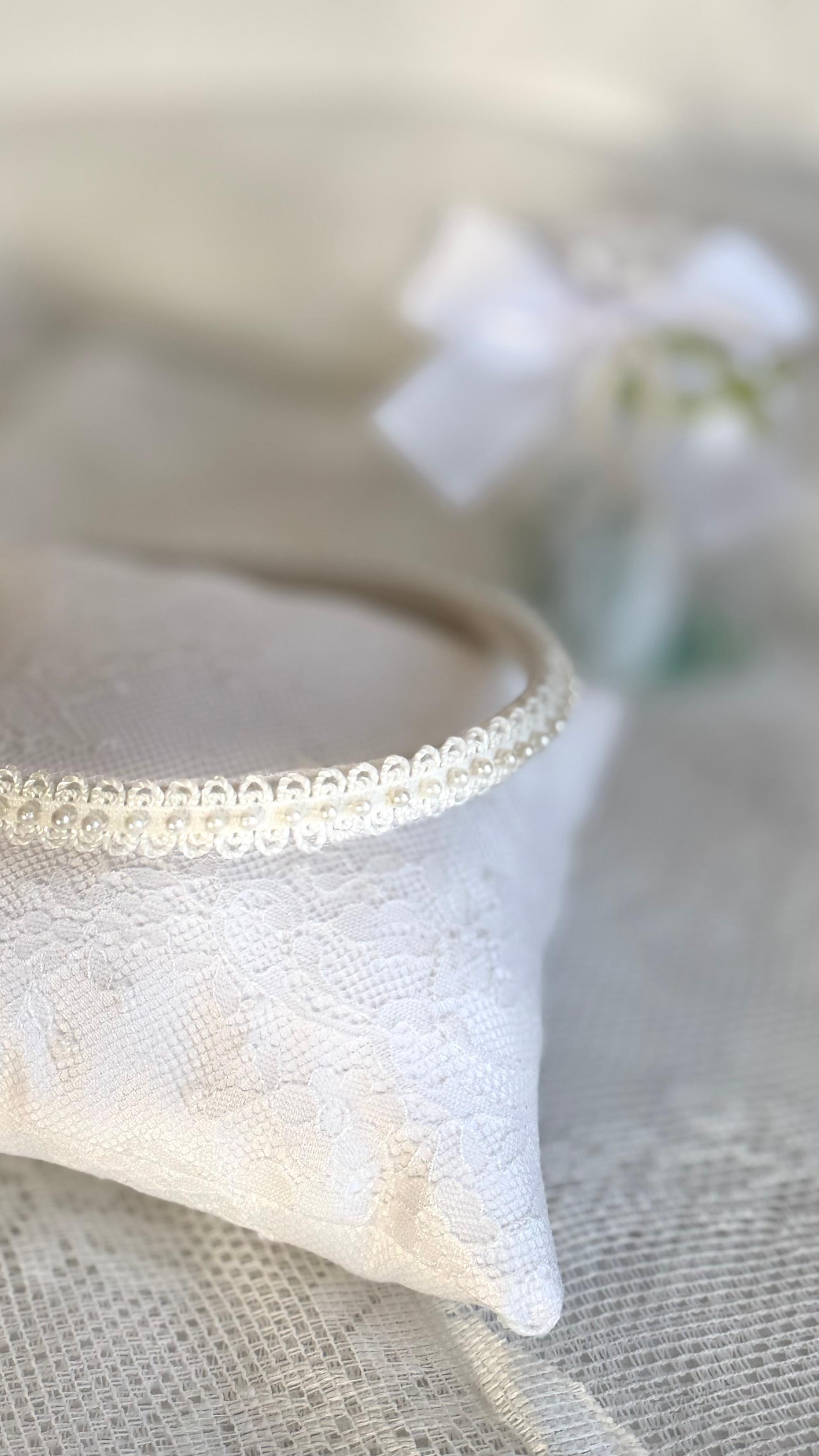 Ivory Haarreif – Eleganter Kommunion Haarschmuck mit Spitze & Perlen