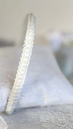 Ivory Haarreif – Eleganter Kommunion Haarschmuck mit Spitze & Perlen