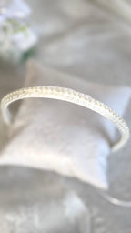 Ivory Haarreif Kommunion – Creme/Elfenbein mit zarter Spitze & Perlen