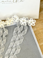 Haarschmuck zur Kommunion – Handgefertigter Haarkamm mit Blumen & Organzabändern