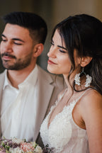 Blumen Ohrringe – Elegante Brautohrringe mit Perlen & zarten Blüten