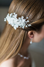 Braut Haarkamm – Silber-Weiß oder Gold-Ivory mit Perlen & Blumen