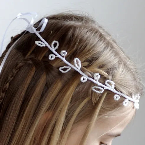 Haarband Kommunion mit weißen Blumen und Perlen