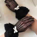 Spitzenhandschuhe, Abendhandschuhe  aus Spitze und Perlen