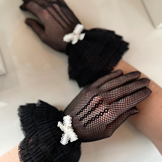 Spitzenhandschuhe, Abendhandschuhe  aus Spitze und Perlen