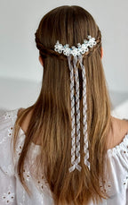 Haarkamm Kommunion – Zarte Blüten & weißes Organza-Band