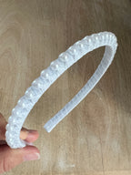 Weißer Haarreif Kommunion – Perlen & feines Organzaband