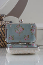 Weiße Spitze Clutch – Elegante Brauttasche mit feiner Spitzenoptik