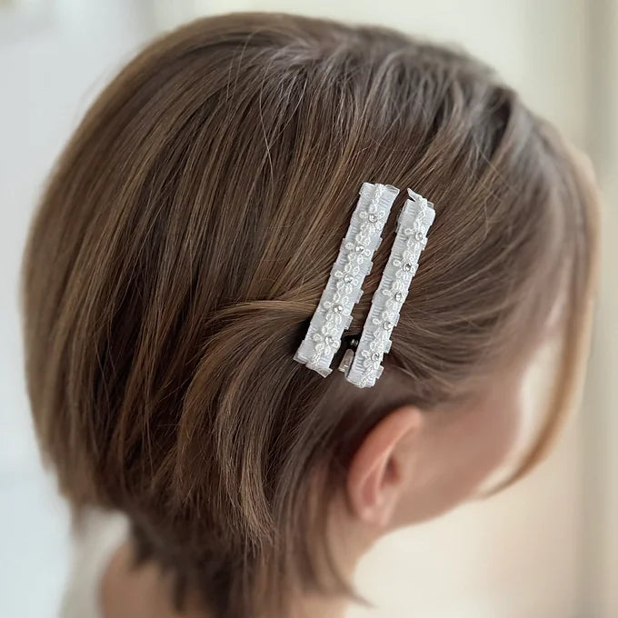 Kopfschmuck Kommunion, Haarspange für Kommunion,  mit zarten Perlenblüten.
