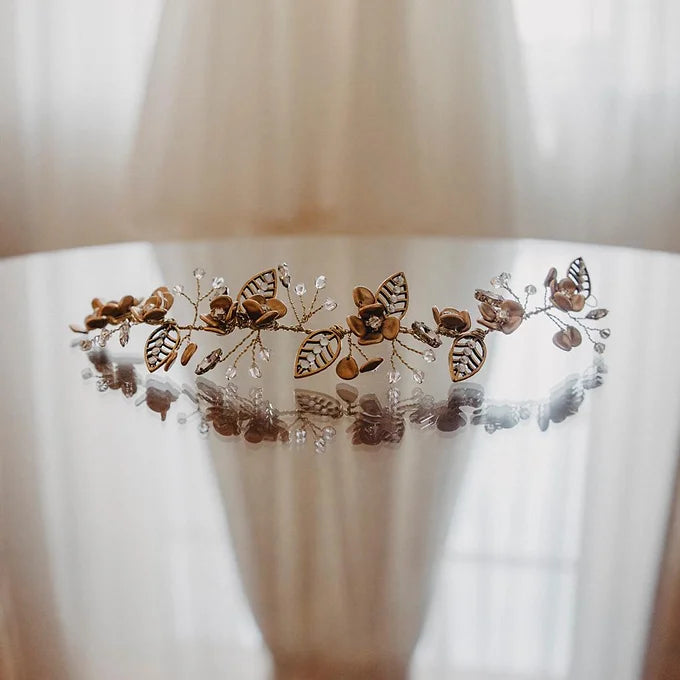 Braut Haarschmuck, Braut Haarranke mit goldenen Blättern und Strasssteinen