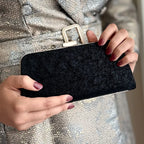 Schwarze elegante Clutch Tasche – Abendtasche mit goldener Kette für Damen