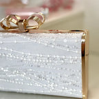 Braut Clutch Spitze Off-White – Hochzeitstasche mit Kette – elegante Brauttasche