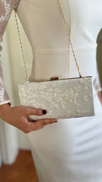 Braut Clutch Gold – Elegante Off-White Hochzeitstasche mit Kette