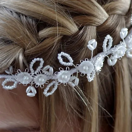 Haarband Kommunion mit weißen Blumen und Perlen