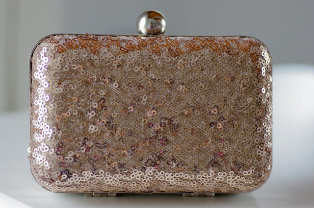 Schwarz Pailletten Clutch – Elegante Abendtasche in Gold & Schwarz