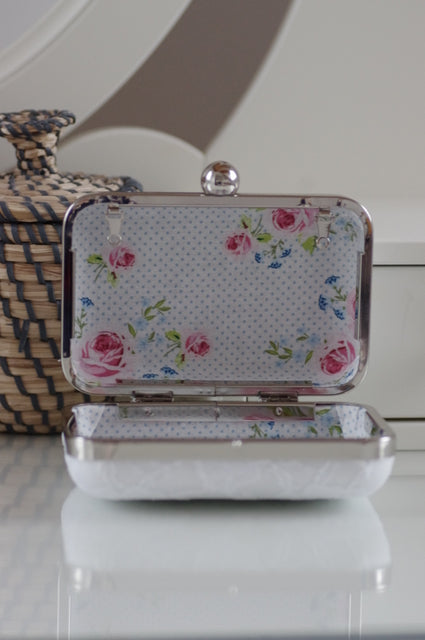 Spitze Vintage Clutch – Elegante Brauttasche mit feiner Spitzenoptik