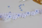 Strass Strumpfband – Weiße Spitze mit blauen Swarovski Steinen Hochzeit