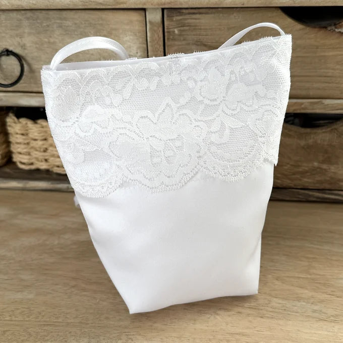 Kommuniontasche weiß mit Spitze, Blumen und Perlen verziert