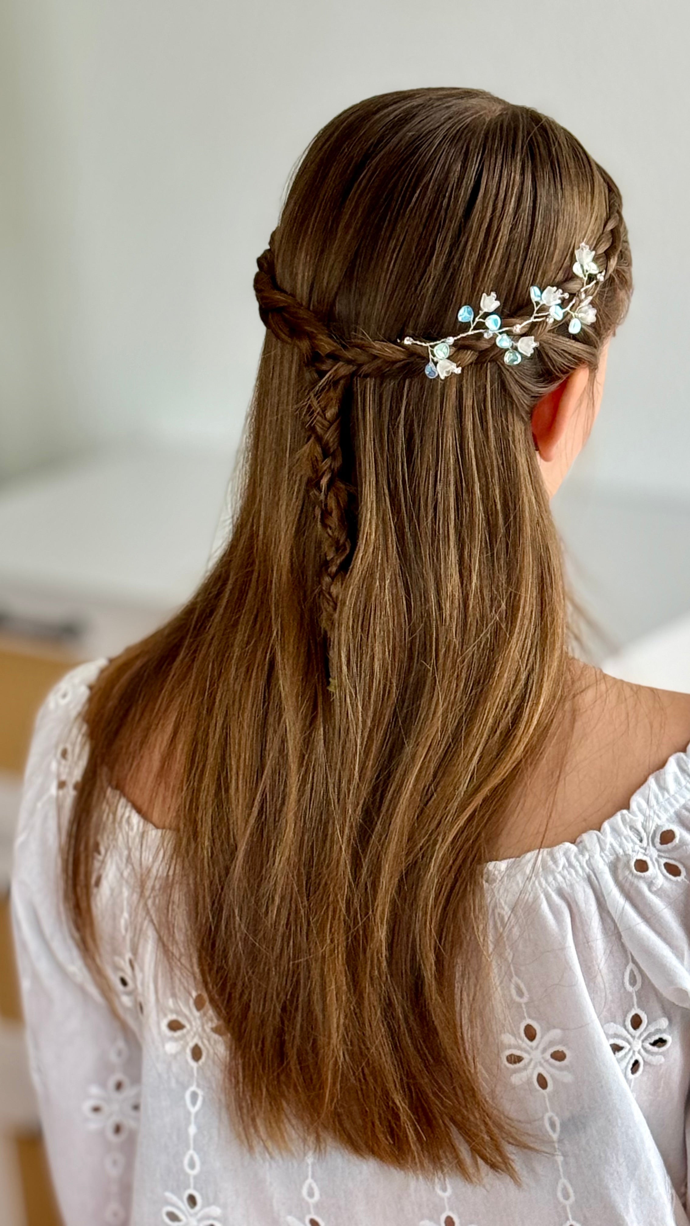 Haarranke Mädchen Kommunion – Glockenblumen & funkelnde Blätter