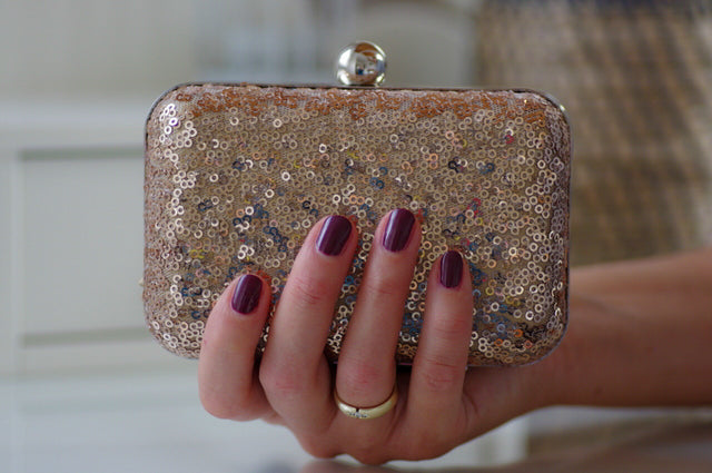 Schwarz Pailletten Clutch – Elegante Abendtasche in Gold & Schwarz