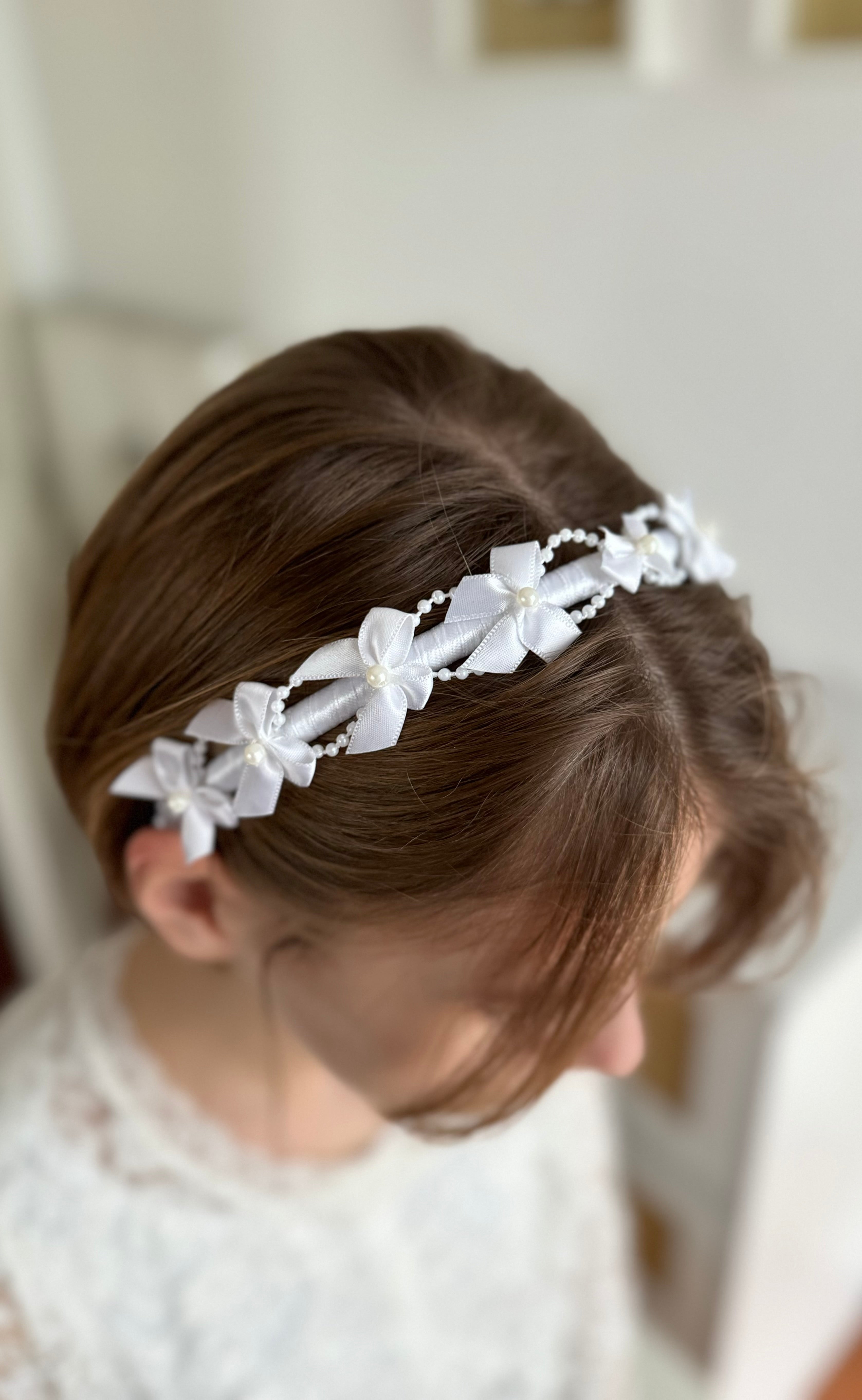 Perlen Haarreif Kommunion – Weißes Schleifen- & Perlenband