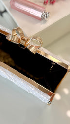 Braut Clutch Spitze Off-White – Elegante Hochzeitstasche mit Kette