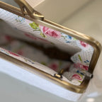Brauttasche Clutch mit Spitze – Hochzeitstasche in Weiß/Ivory mit gold Ramen