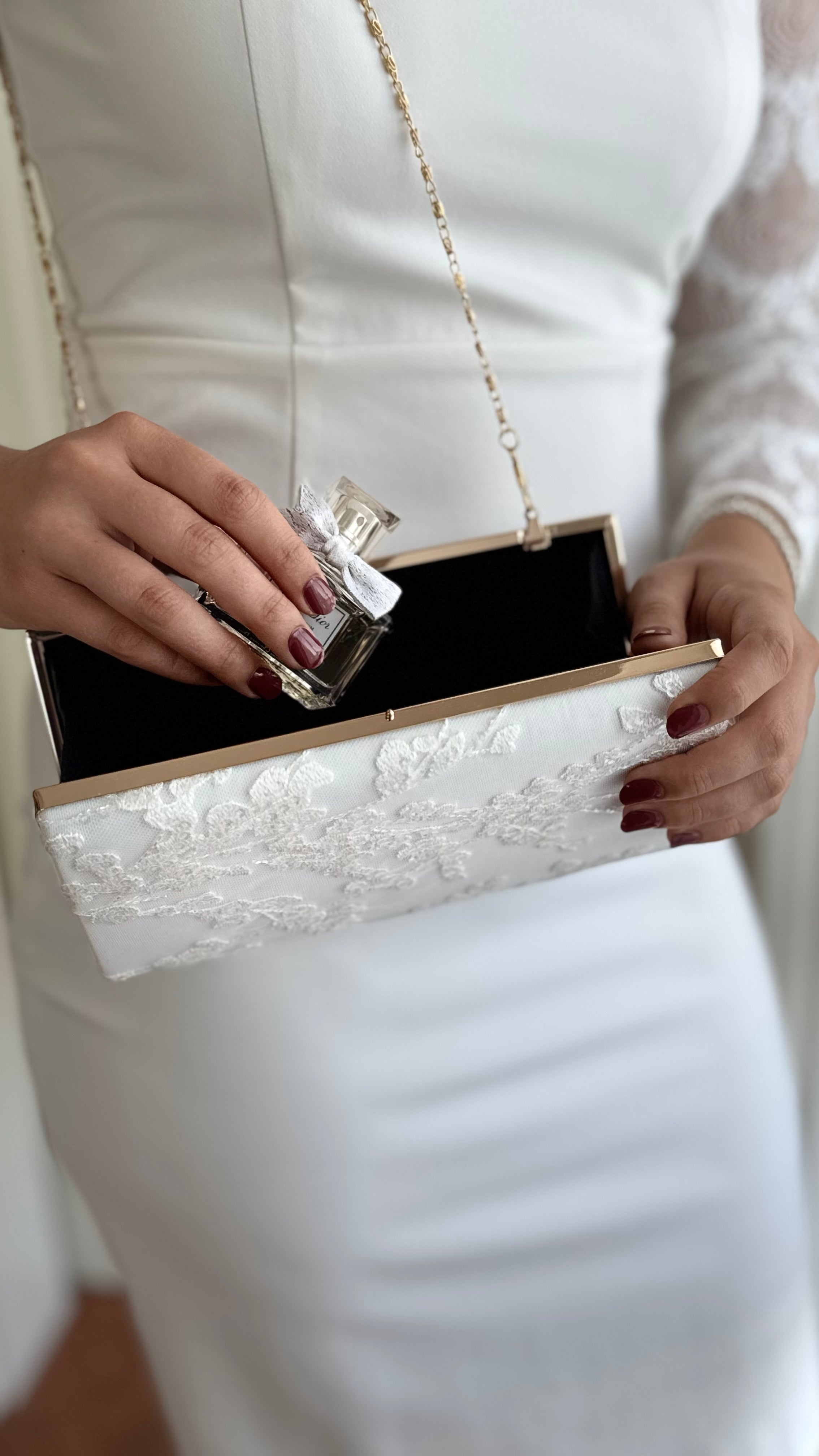 Braut Clutch Gold – Elegante Off-White Hochzeitstasche mit Kette