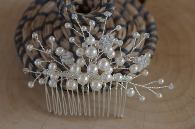 Perlen Haarkamm – Braut Haarkamm mit Swarovski & Ivory/Weiß Perlen