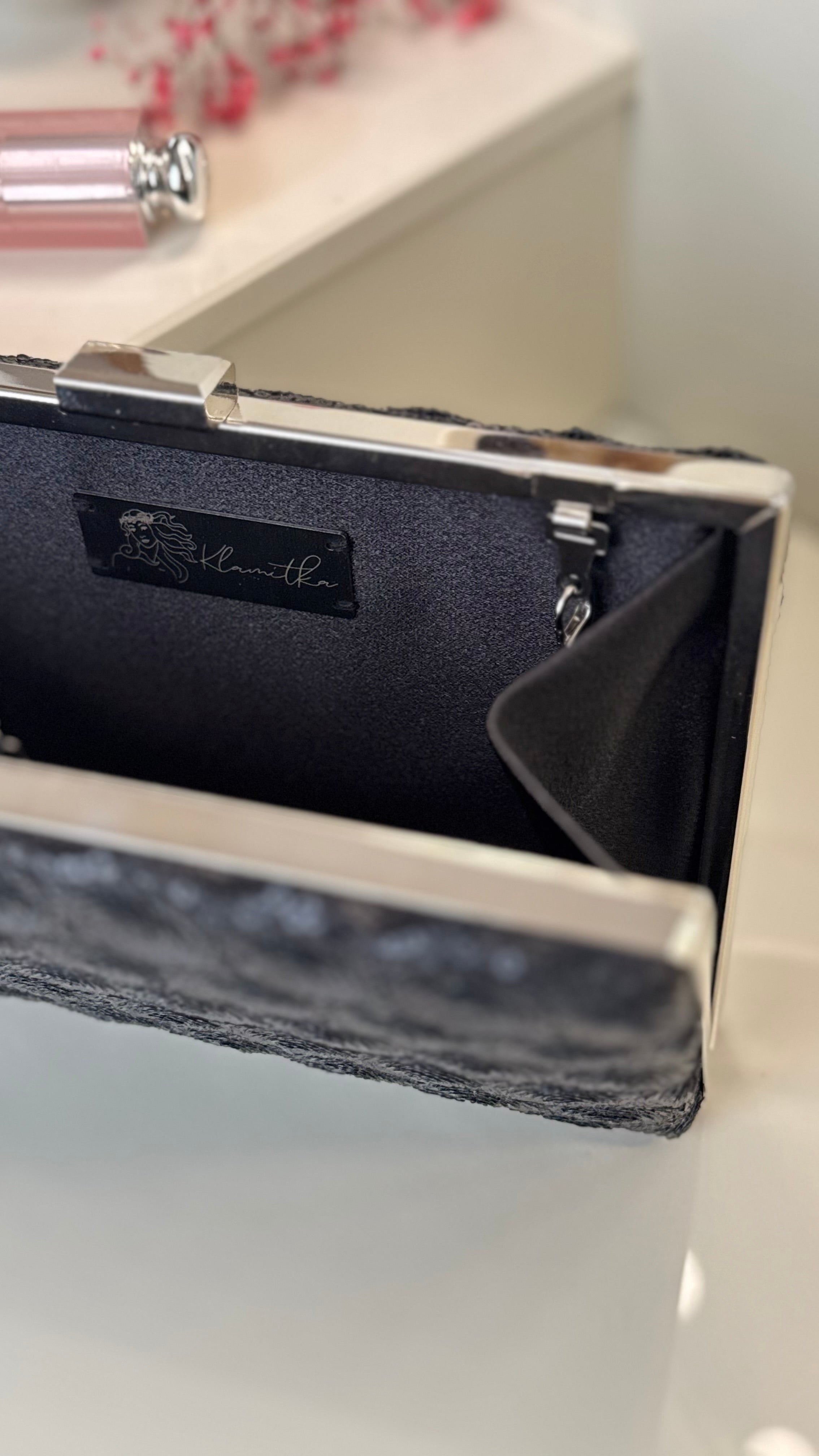 Pailletten Clutch – Elegante schwarze Abendtasche für Gala & Events