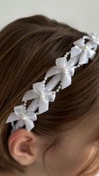 Perlen Haarreif Kommunion – Weißes Schleifen- & Perlenband