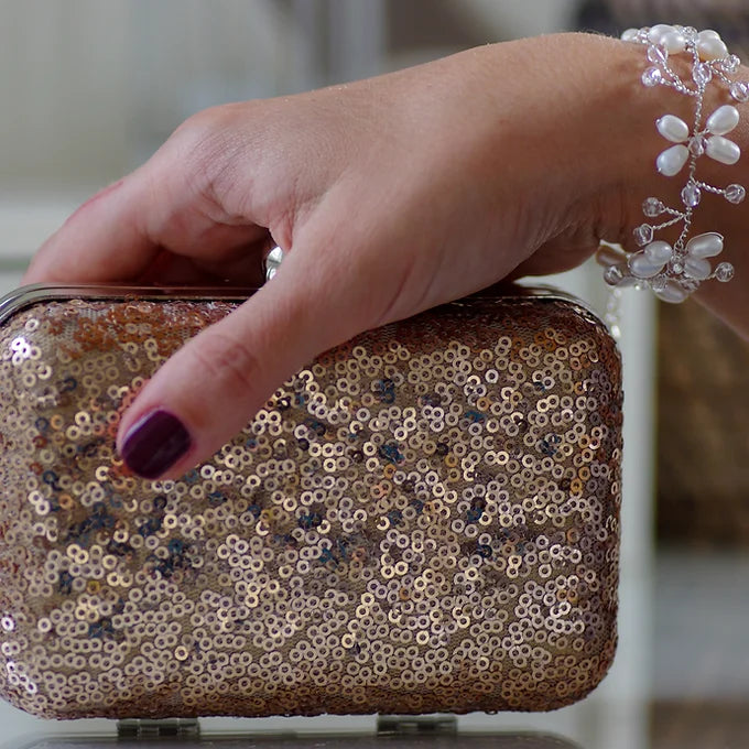 Clutch Pailetten in Gold