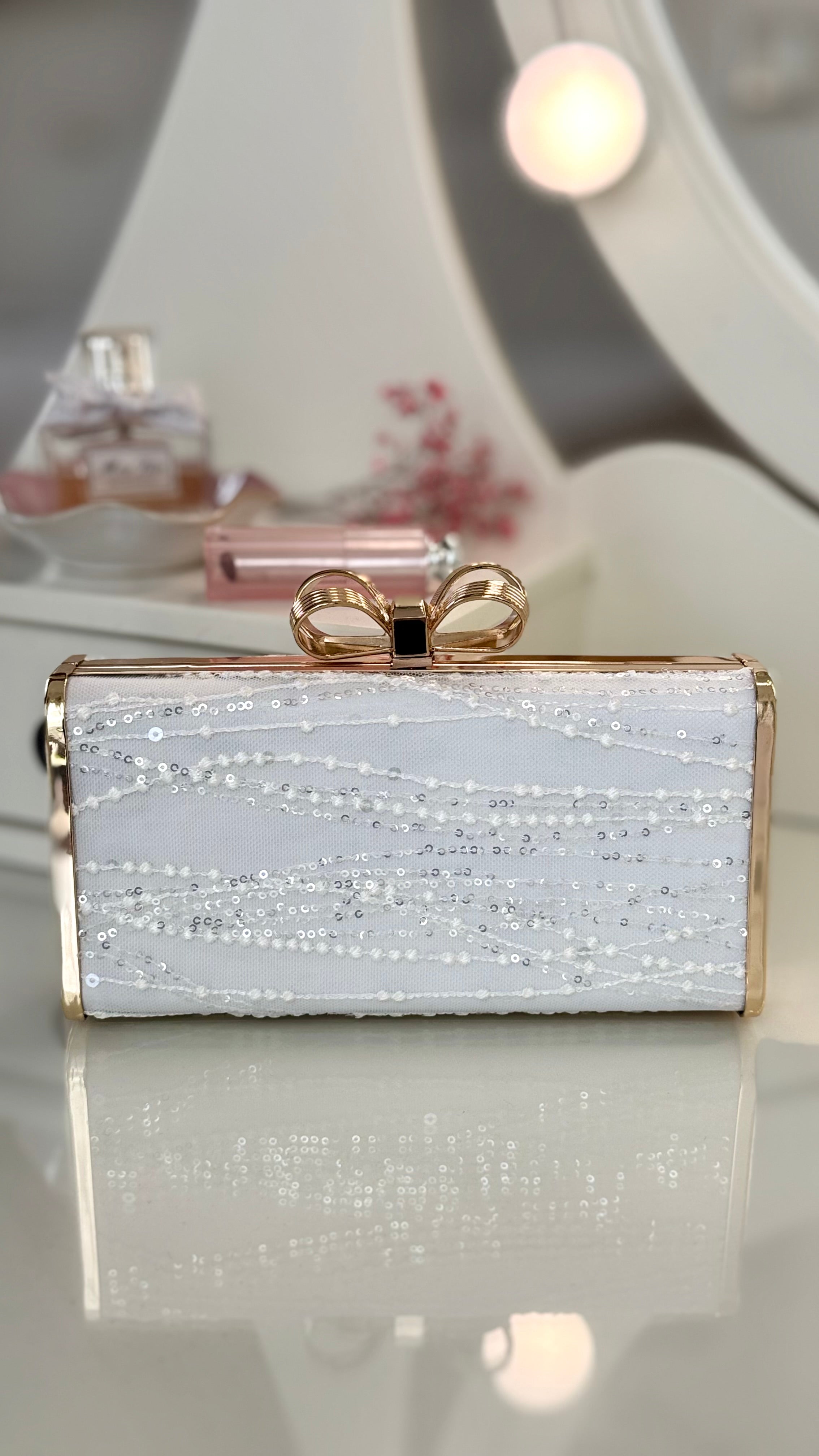 Braut Clutch Spitze Off-White – Elegante Hochzeitstasche mit Kette