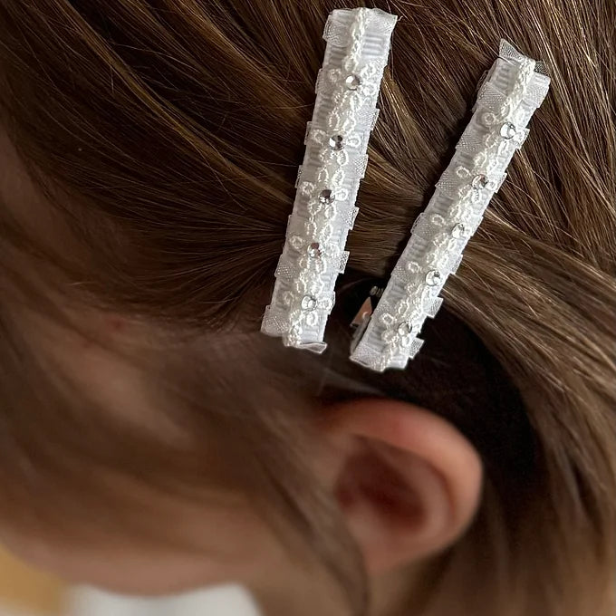 Kopfschmuck Kommunion, Haarspange für Kommunion,  mit zarten Perlenblüten.