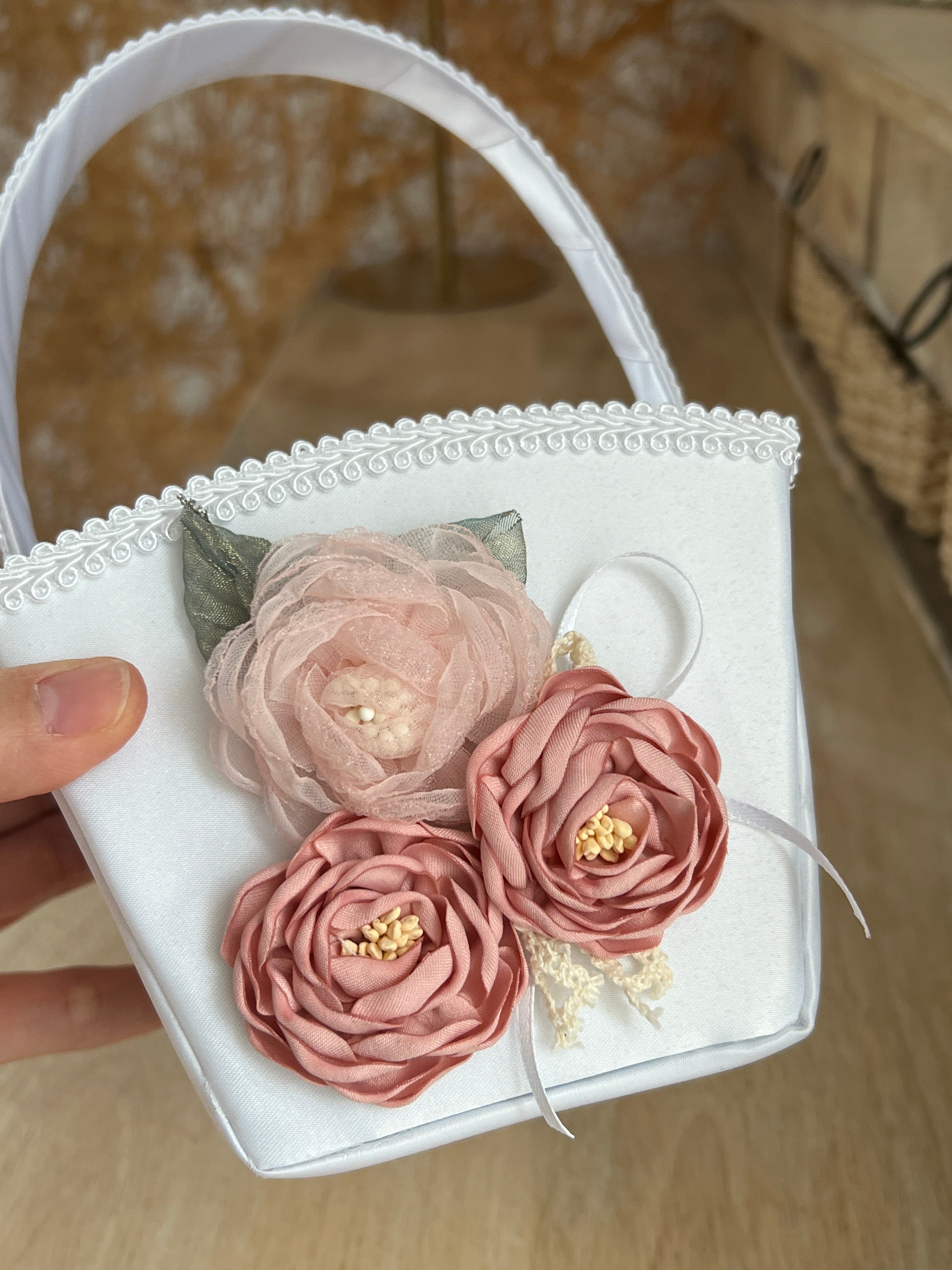Blumenkorb Hochzeit – Satin-Körbchen für Blumenmädchen & Trauung