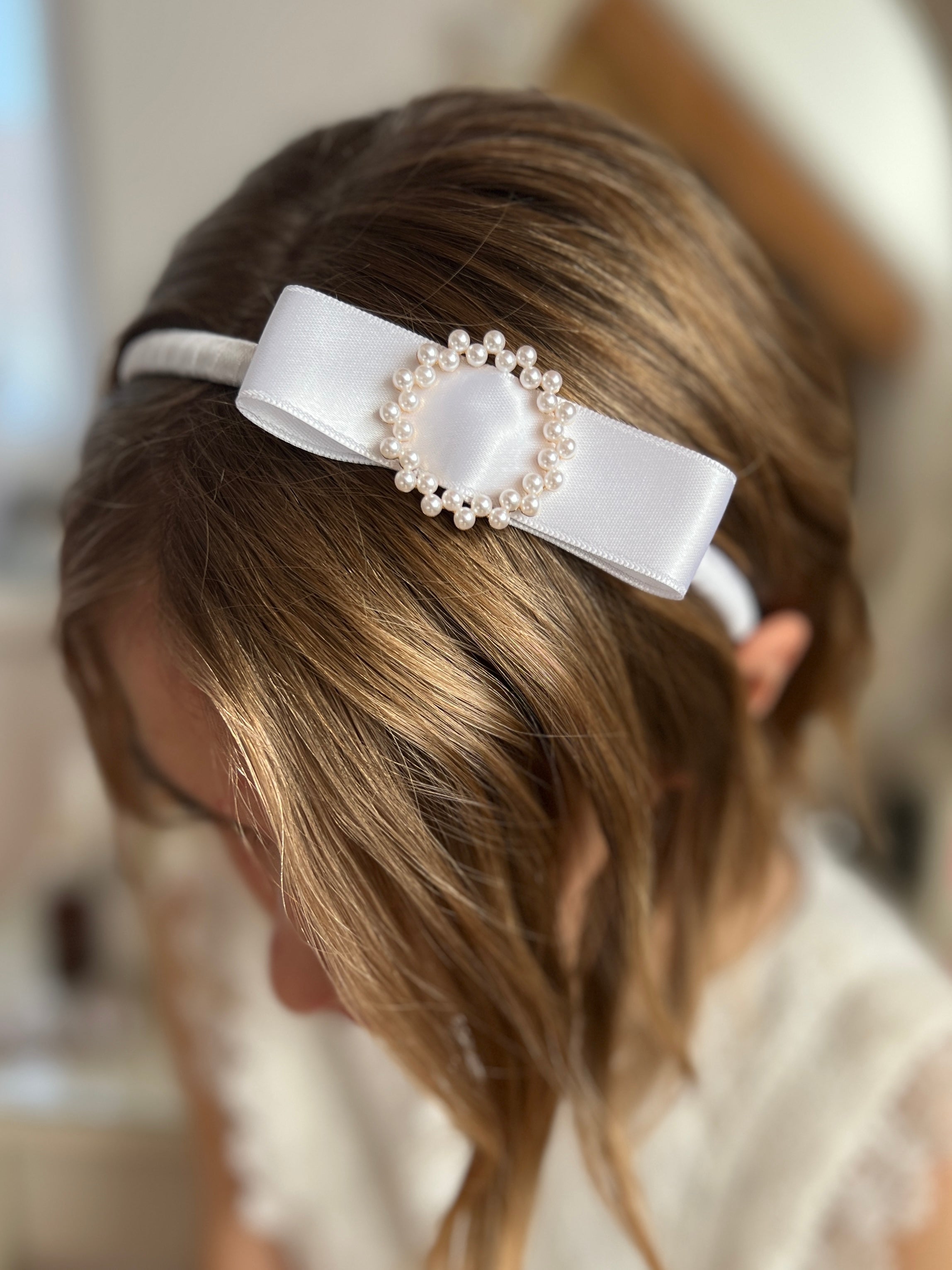 Schleifen Haarreif Kommunion – Weißer Haarreif mit Satinschleife