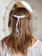 Weißer Haarkamm Kommunion – Schleife, Perlen & Satinbänder