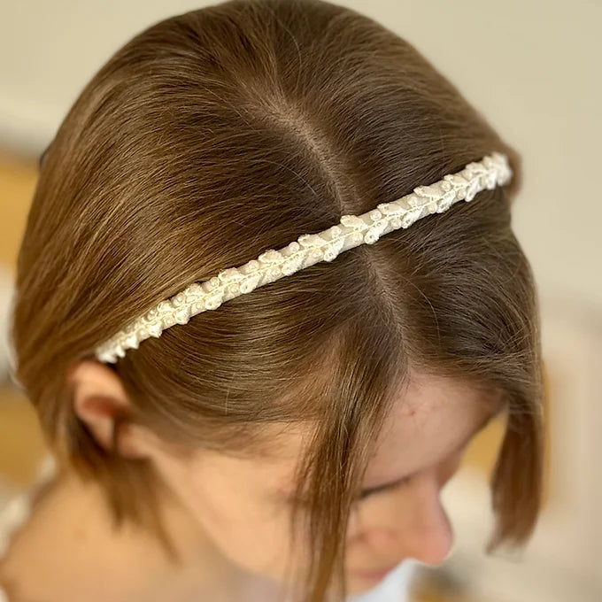 Haarschmuck Kommunion,Haarreif Kommunion mit zarter Spitze und Perlen in weiß oder ivory