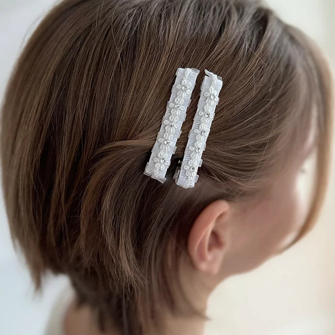Kopfschmuck Kommunion, Haarspange für Kommunion,  mit zarten Perlenblüten.