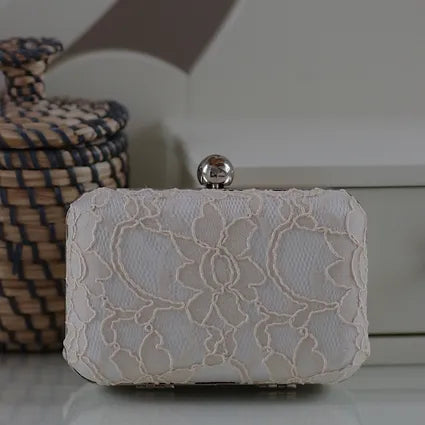 Clutch ivory Spitze