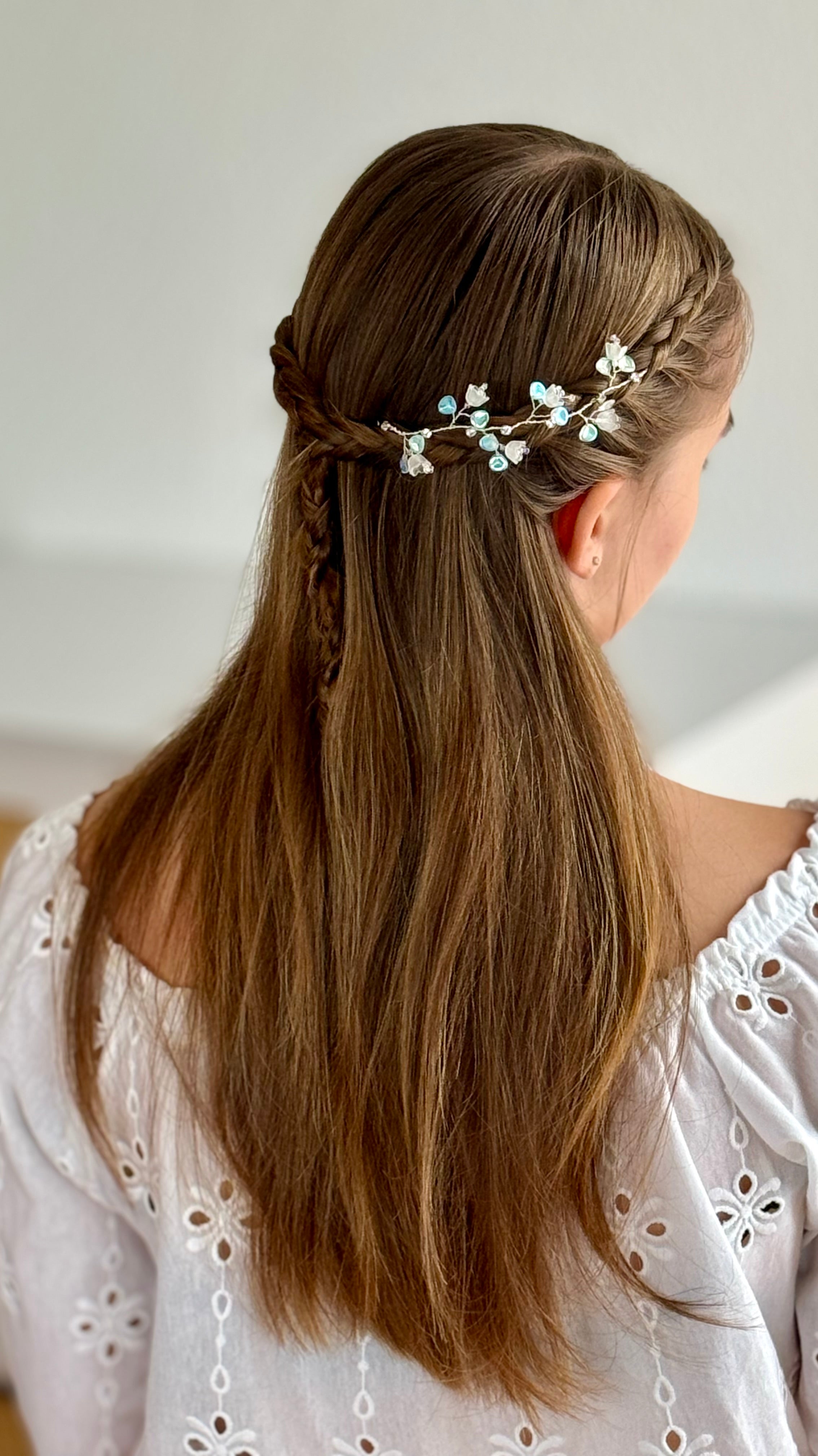 Haarranke Mädchen Kommunion – Glockenblumen & funkelnde Blätter