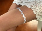 Strass Strumpfband – Weiße Spitze mit blauen Swarovski Steinen Hochzeit
