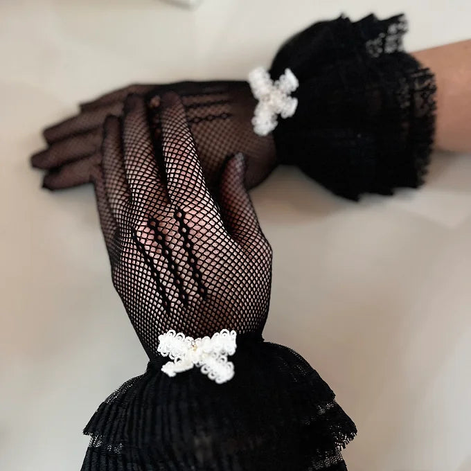Spitzenhandschuhe, Abendhandschuhe  aus Spitze und Perlen