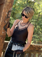 Silber Abendtasche – Elegante Clutch mit modernem Muster & Kette