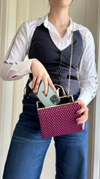 Clutch Muster – Schwarz/Pink Abendtasche mit Kette & Henkel