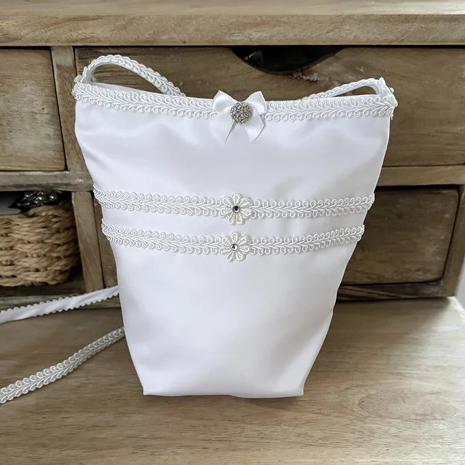 Kommuniontasche weiß mit Schleife, Blumen und Bändern verziert
