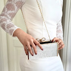 Braut Clutch Spitze Off-White – Hochzeitstasche mit Kette – elegante Brauttasche