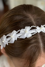 Perlen Haarreif Kommunion – Weißes Schleifen- & Perlenband