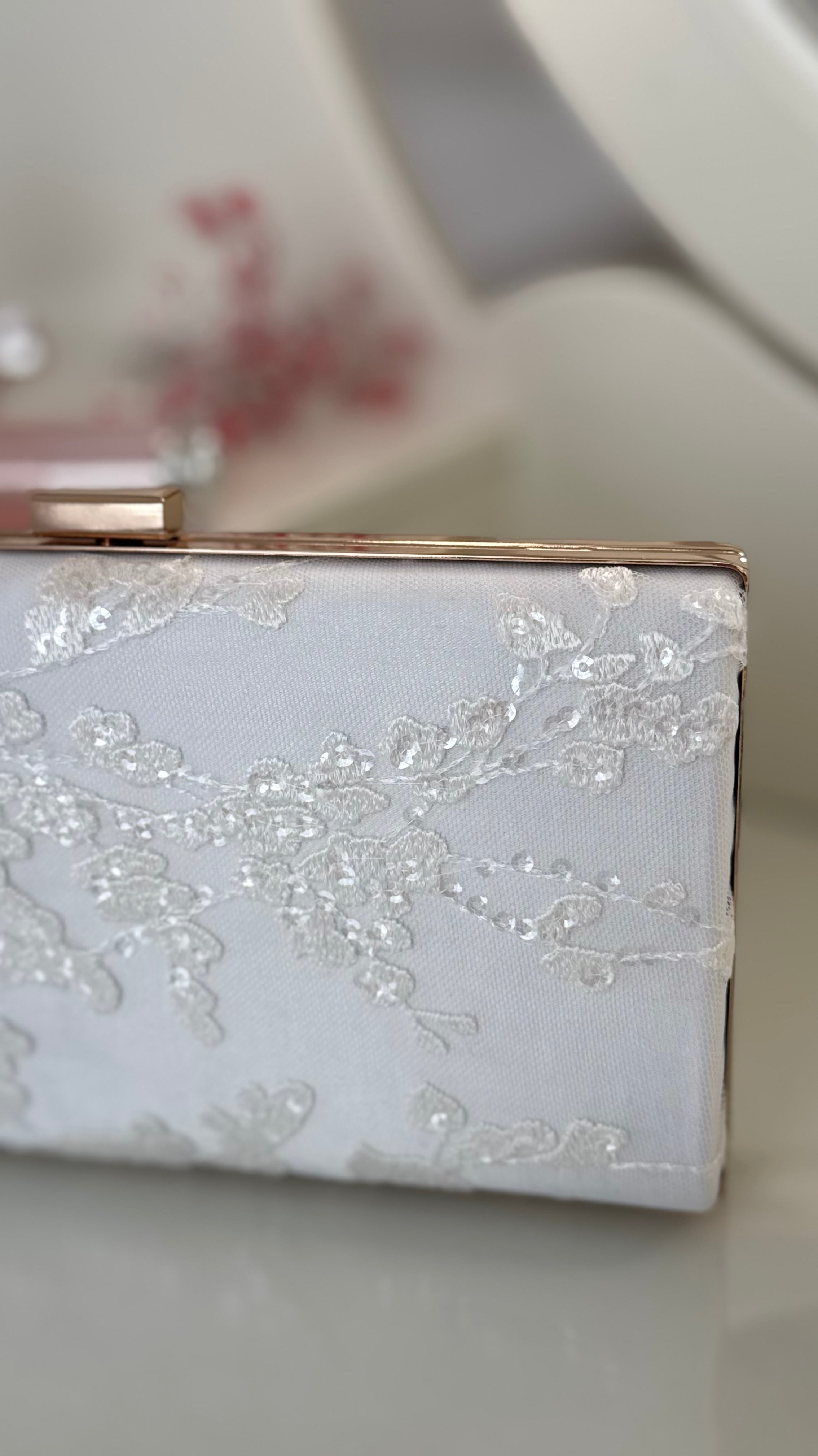Braut Clutch Gold – Elegante Off-White Hochzeitstasche mit Kette